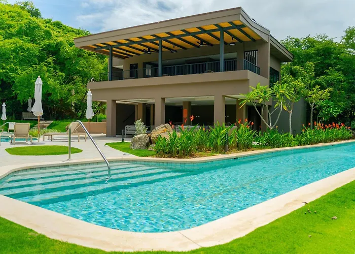 Сasa de vacaciones Pool View + Clulb In Playas Del Coco | Naumi N531 *